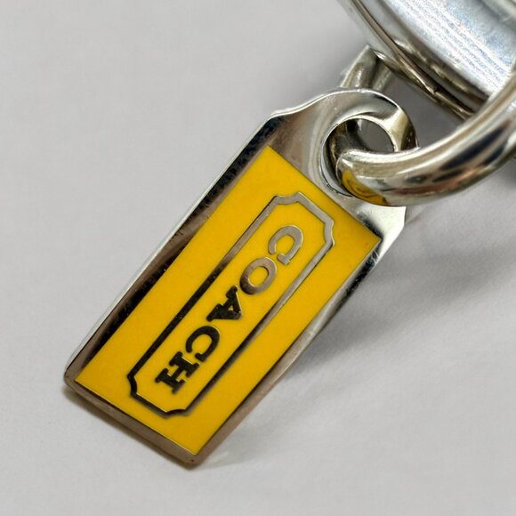 Coach White Signature Daisy Flower Metal Key Ring Keychain - Picture 3 of 3